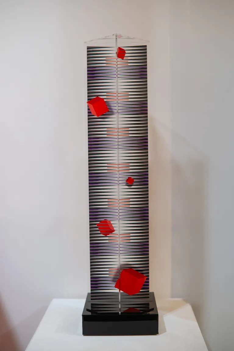 Hugo Diaz, Red Rising Cubes