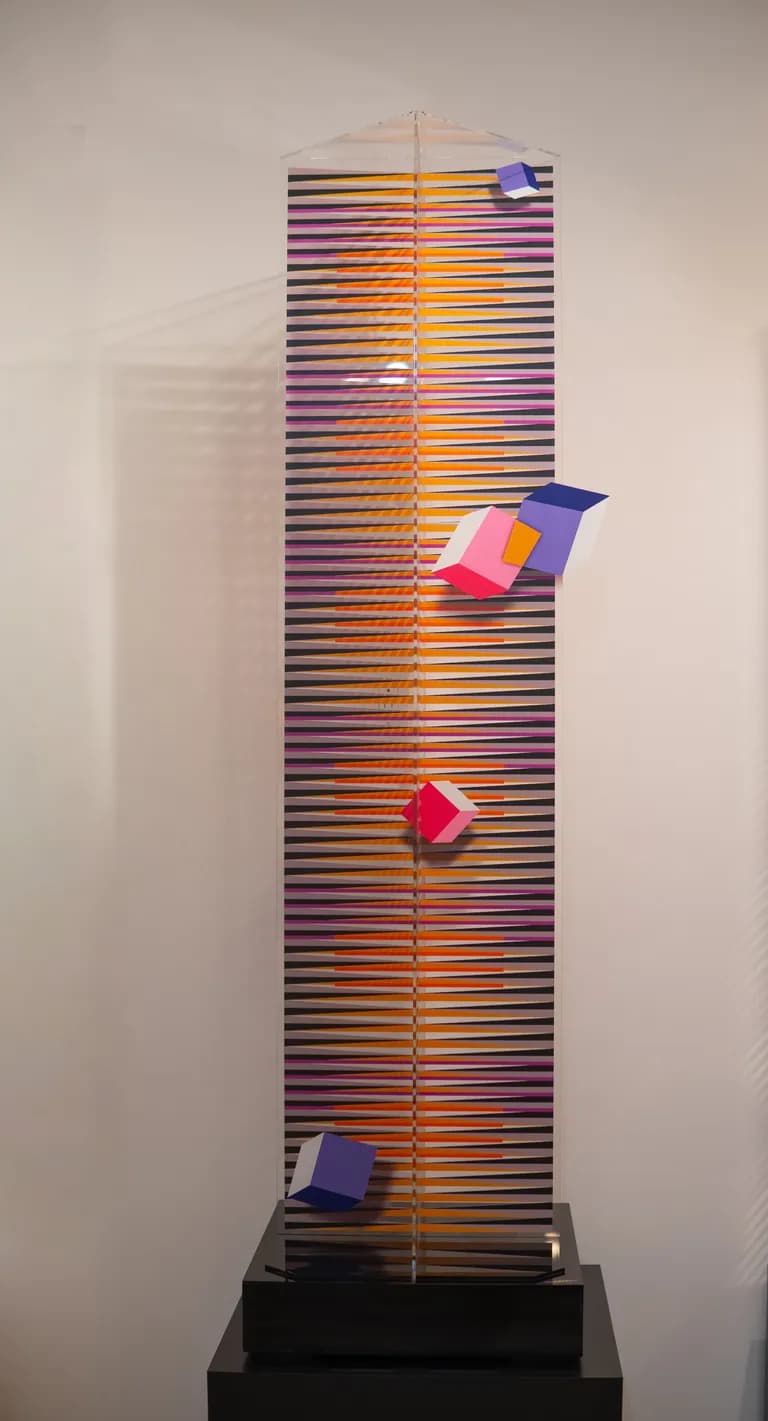 Hugo Diaz, Falling Cubes I