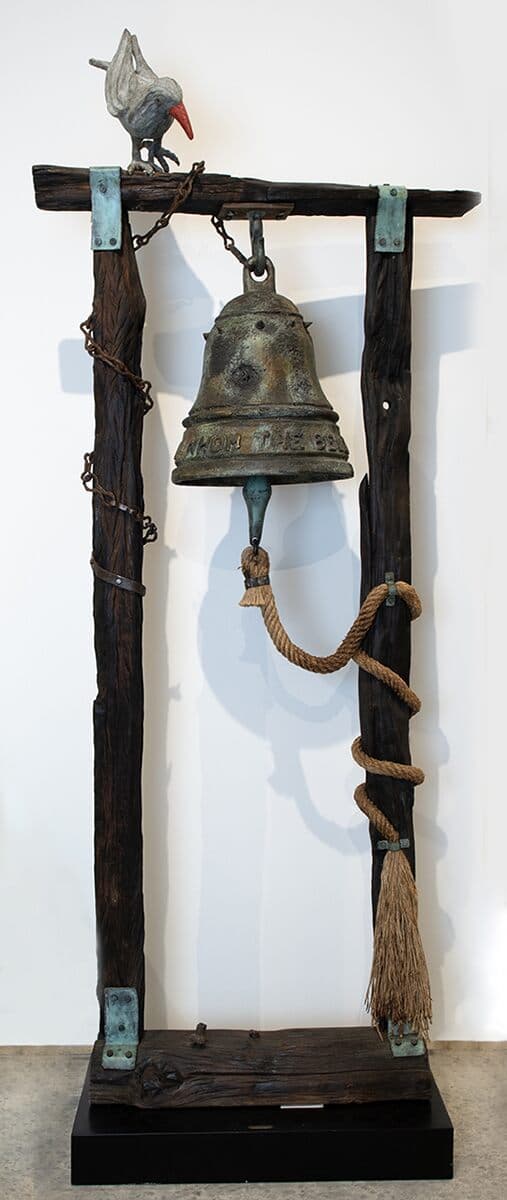Apostol, For the Whom the Bells Tolls