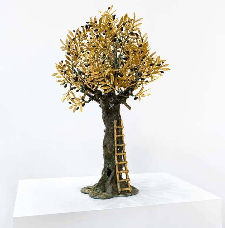 Apostol, Olive Tree