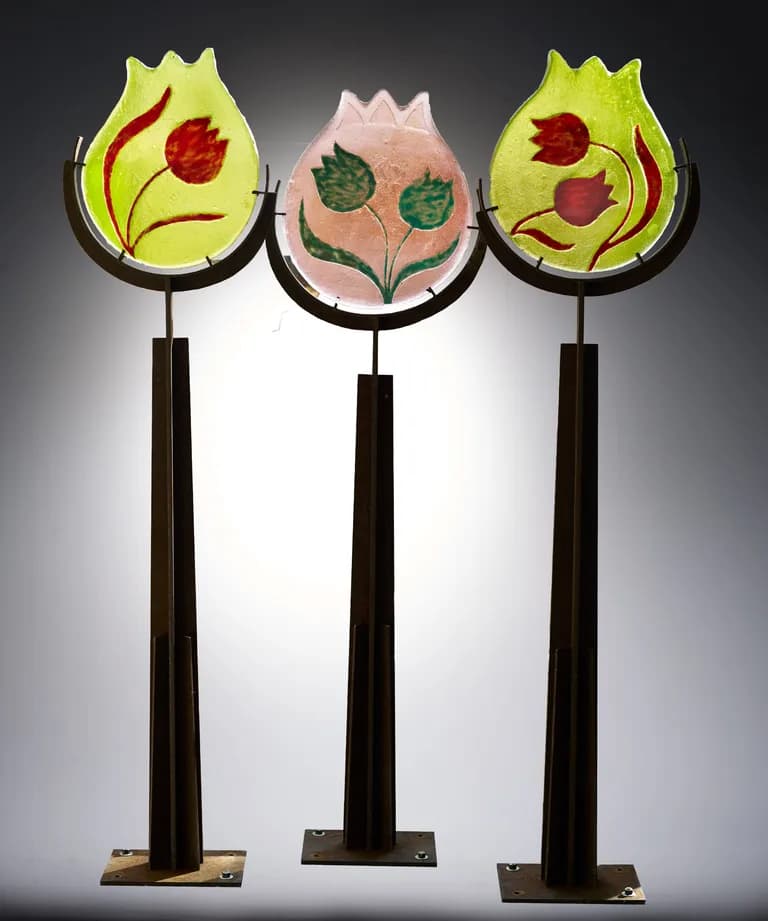 Marlene Rose, 3 Tulips