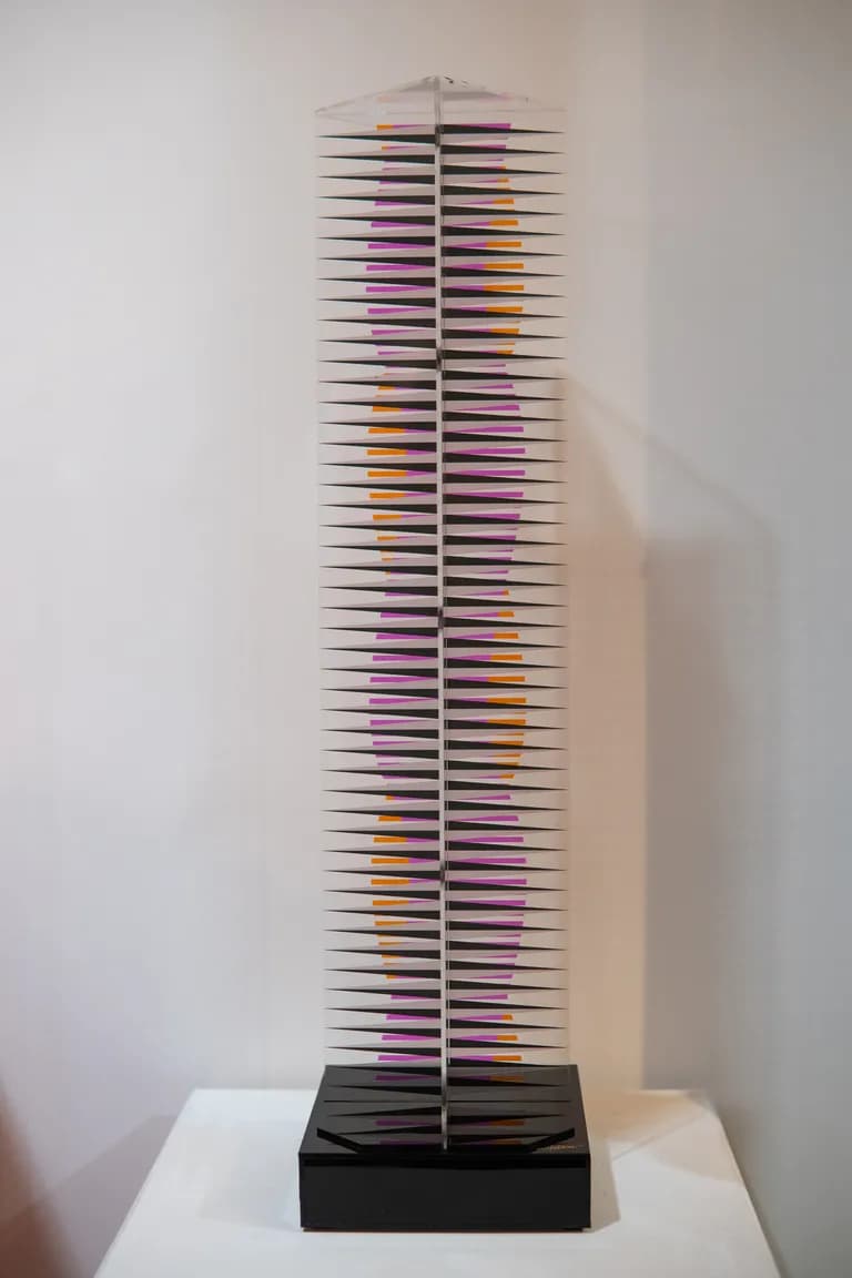 Hugo Diaz, Orange Violet Spin