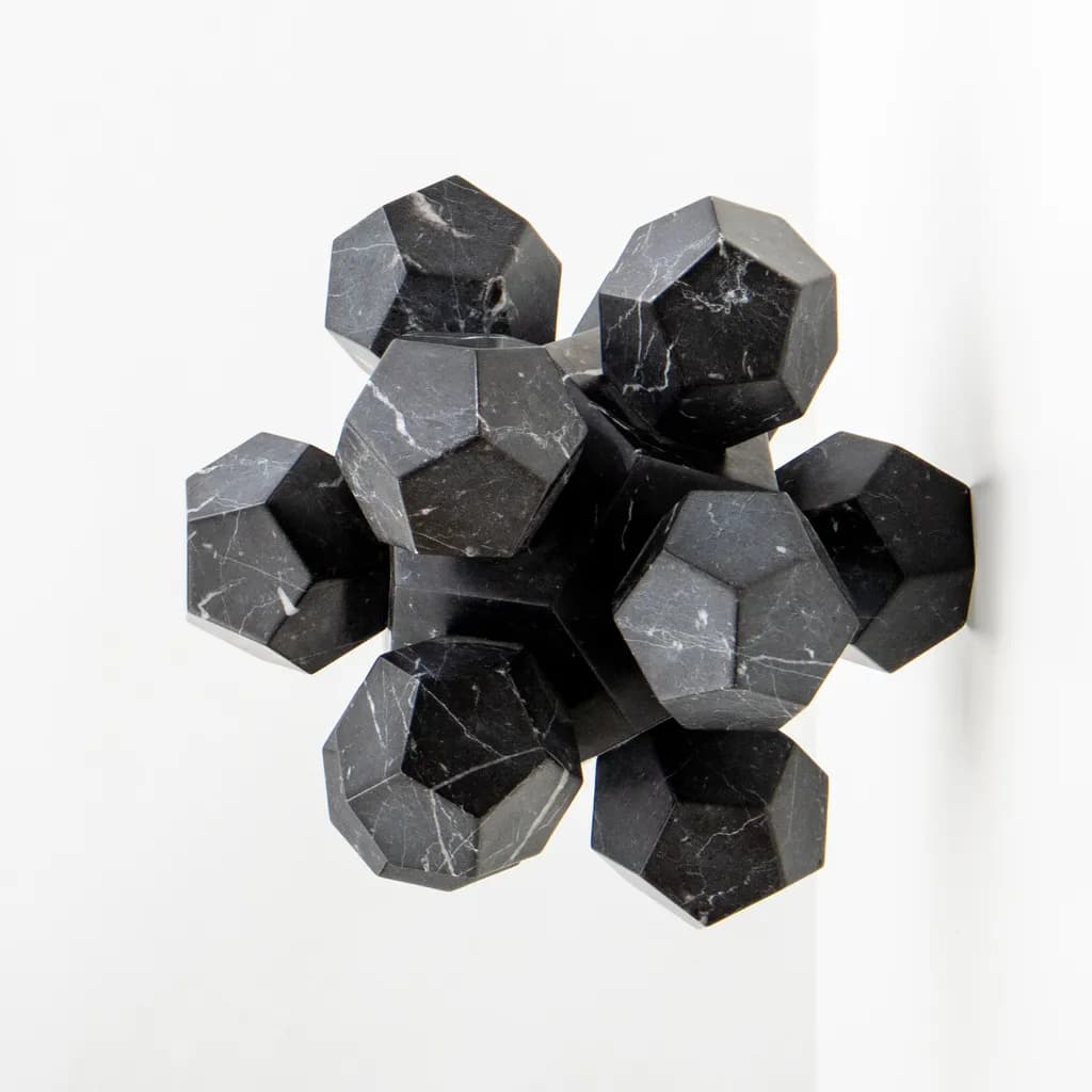 Kennsuke Sasaki, Black Dodecahedron
